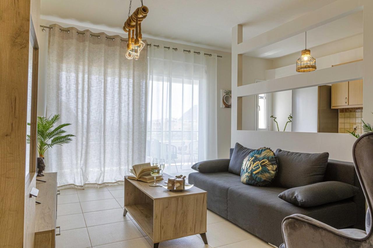 טולון Savvas Apartment מראה חיצוני תמונה