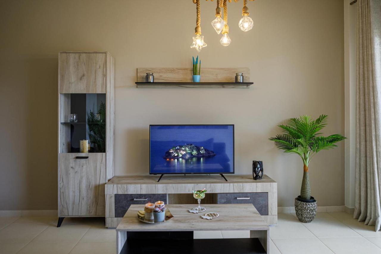 טולון Savvas Apartment מראה חיצוני תמונה